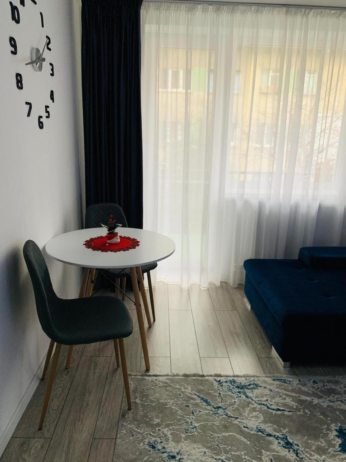 Rose Apartment 피아트라네암츠 외부 사진